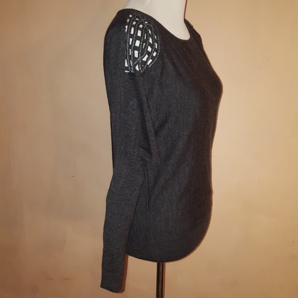 Cold Shoulder Grey Sweater - Picture 2 of 8